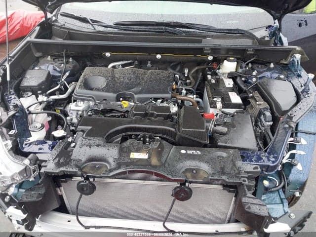 2025 TOYOTA RAV4 XLE PREMIUM 10