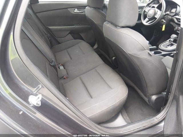 2019 KIA FORTE LXS 8