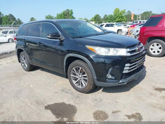 2017 TOYOTA HIGHLANDER XLE - 1