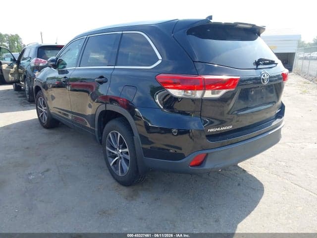 2017 TOYOTA HIGHLANDER XLE 3