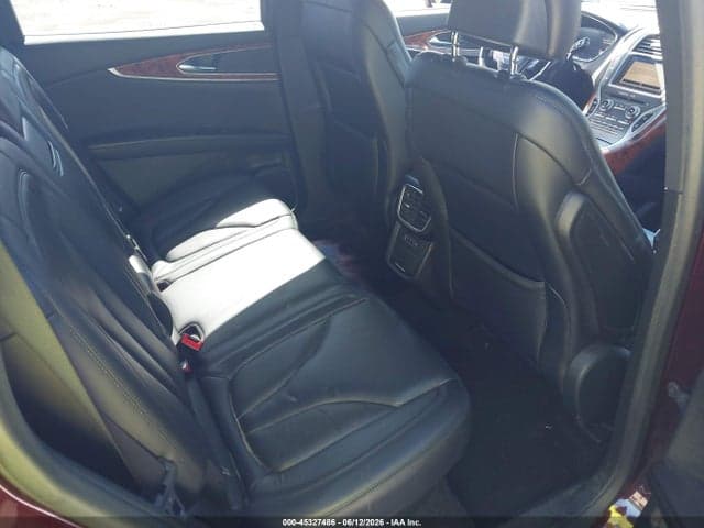 2019 LINCOLN NAUTILUS SELECT 8