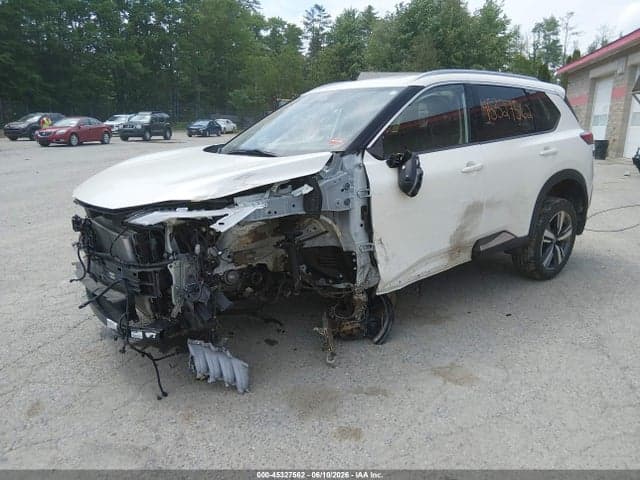 2021 NISSAN ROGUE PLATINUM INTELLIGENT AWD 2