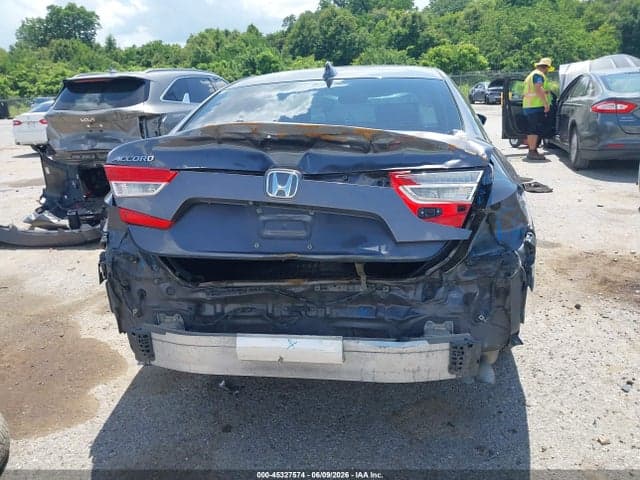 2018 HONDA ACCORD EX-L 16