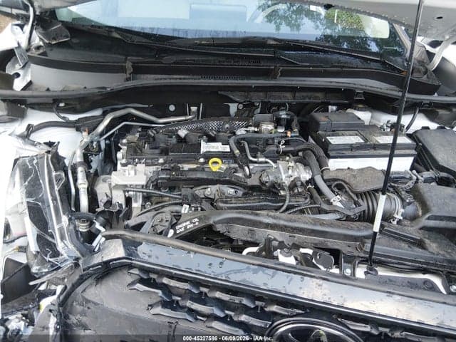 2025 TOYOTA COROLLA CROSS L 10