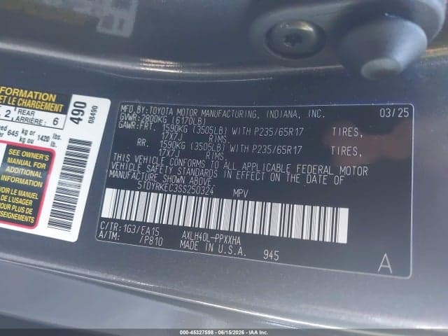 2025 TOYOTA SIENNA XLE 9