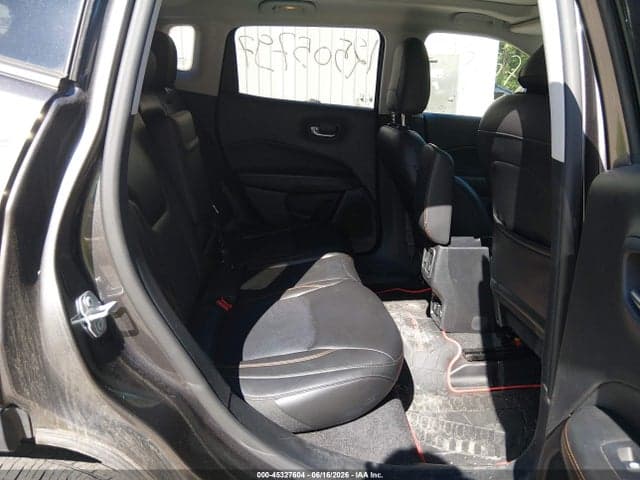 2018 JEEP COMPASS LIMITED 4X4 8