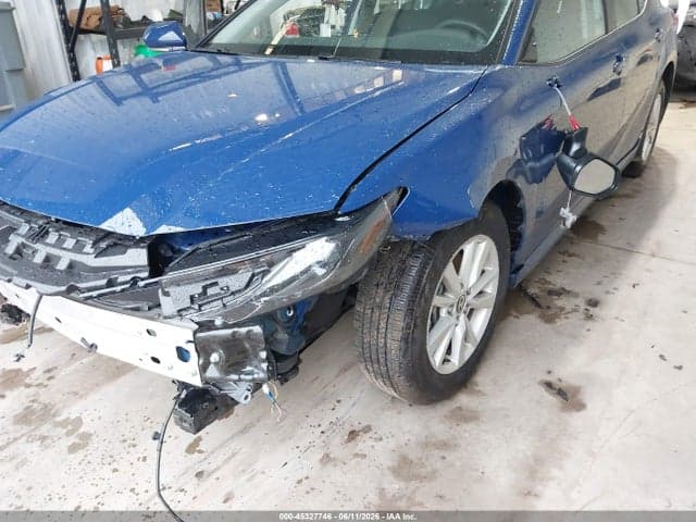 2025 TOYOTA CAMRY LE 6