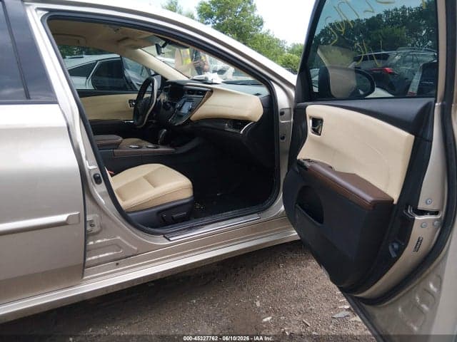 2017 TOYOTA AVALON XLE 5