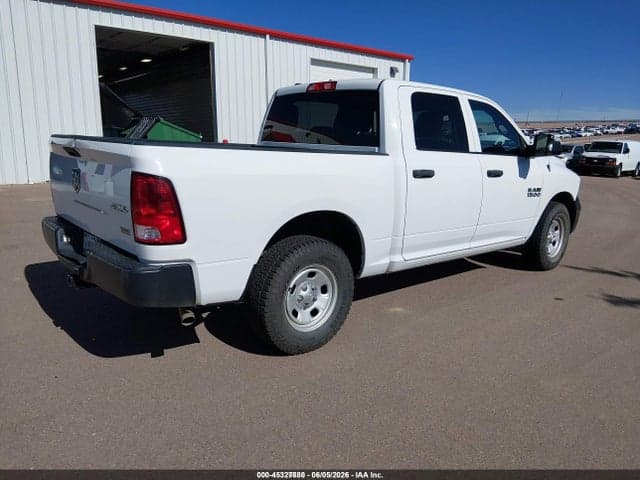2016 RAM 1500 4