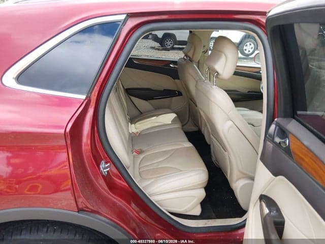 2017 LINCOLN MKC SELECT 8