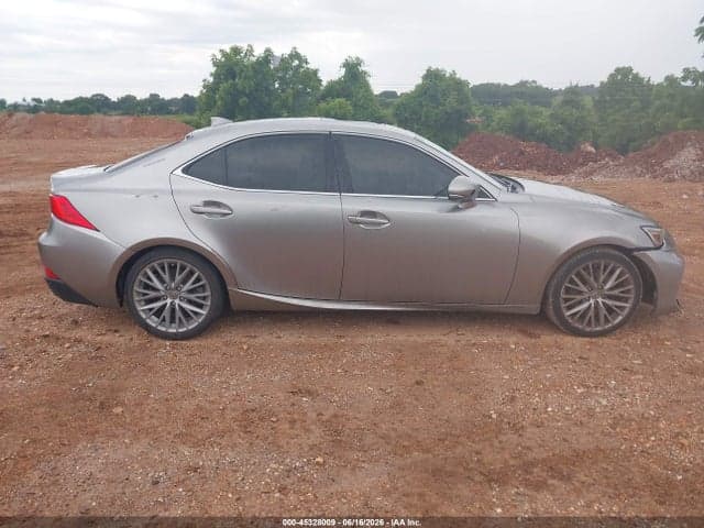 2017 LEXUS IS 200T 11