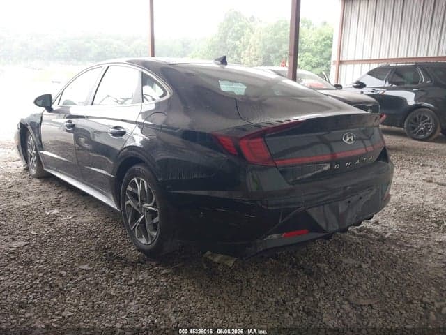 2022 HYUNDAI SONATA SEL 3