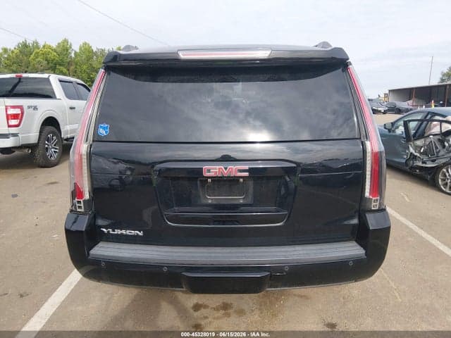 2017 GMC YUKON SLT 16