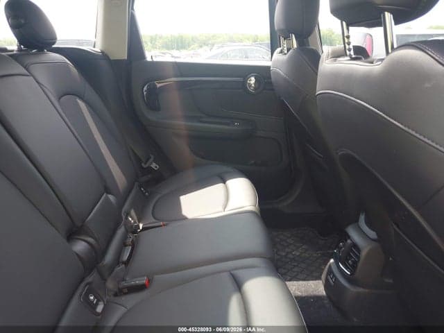 2021 MINI COUNTRYMAN COOPER 8