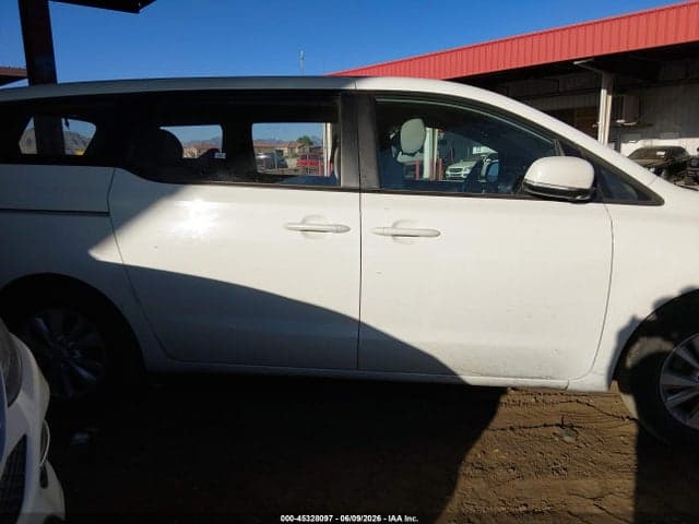 2018 KIA SEDONA L 14