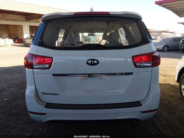 2018 KIA SEDONA L 17