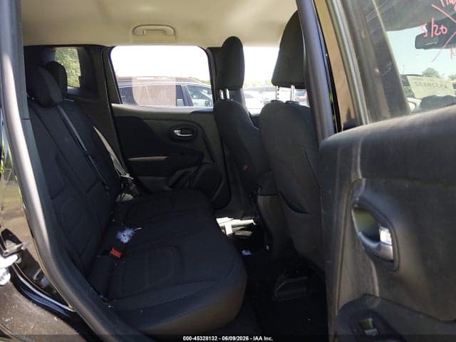 2021 JEEP RENEGADE LATITUDE 4X4 8