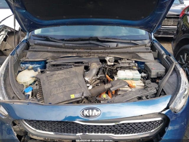 2019 KIA NIRO LX 10