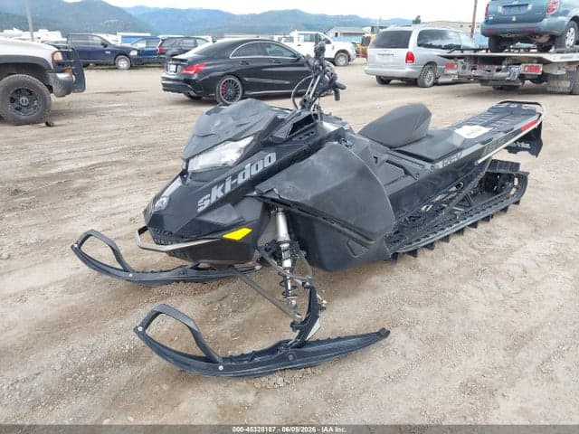 2020 SKI-DOO SUMMIT SP 850 E-TEC 2