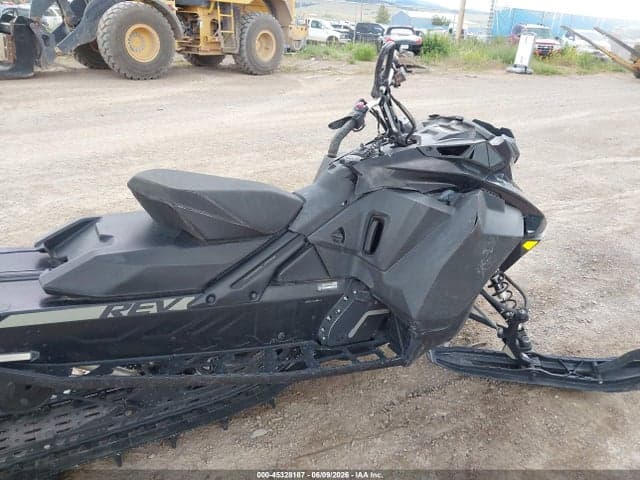 2020 SKI-DOO SUMMIT SP 850 E-TEC 5