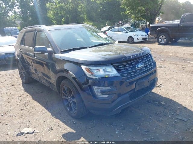 2017 FORD EXPLORER XLT - 1
