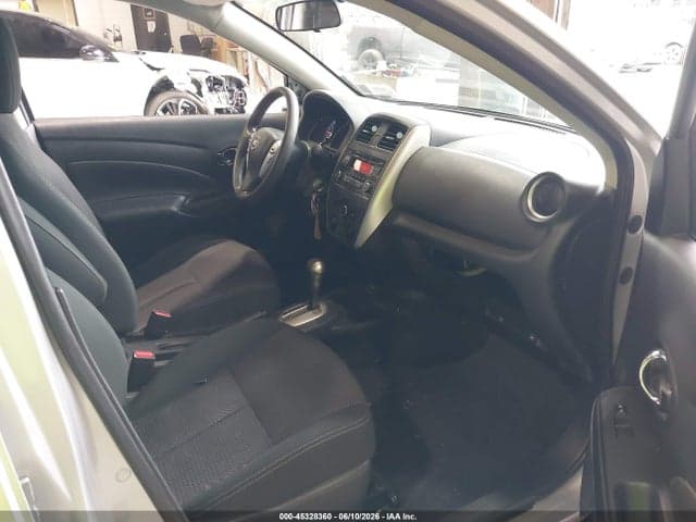 2018 NISSAN VERSA 1.6 SV 5