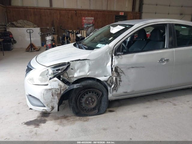 2018 NISSAN VERSA 1.6 SV 6
