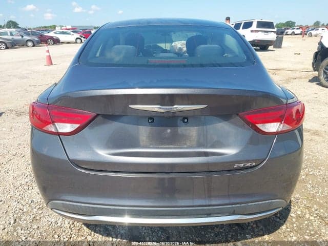 2016 CHRYSLER 200 LIMITED 16