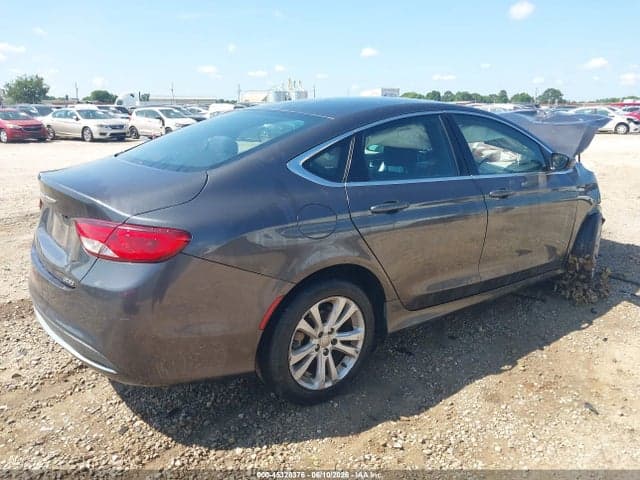 2016 CHRYSLER 200 LIMITED 4