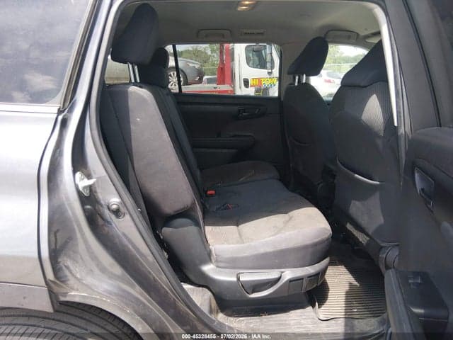 2021 TOYOTA HIGHLANDER L 8