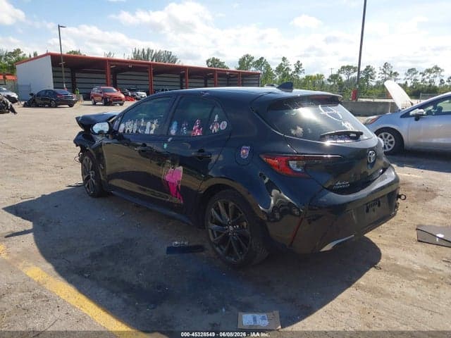 2024 TOYOTA COROLLA XSE 3