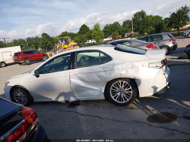 2018 TOYOTA CAMRY XLE V6 15