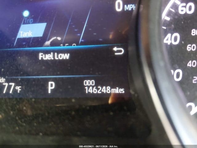 2018 TOYOTA CAMRY XLE V6 16