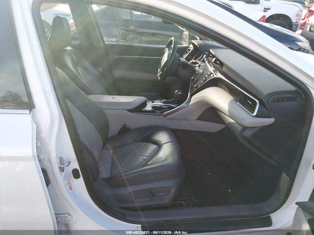 2018 TOYOTA CAMRY XLE V6 5