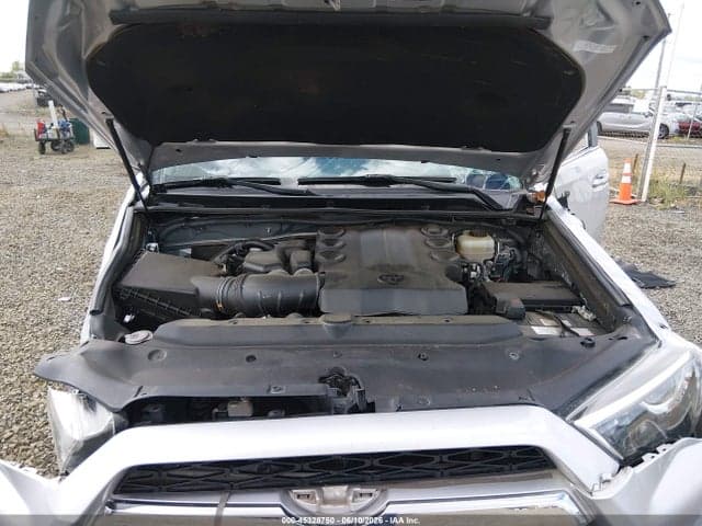 2017 TOYOTA 4RUNNER LIMITED 10