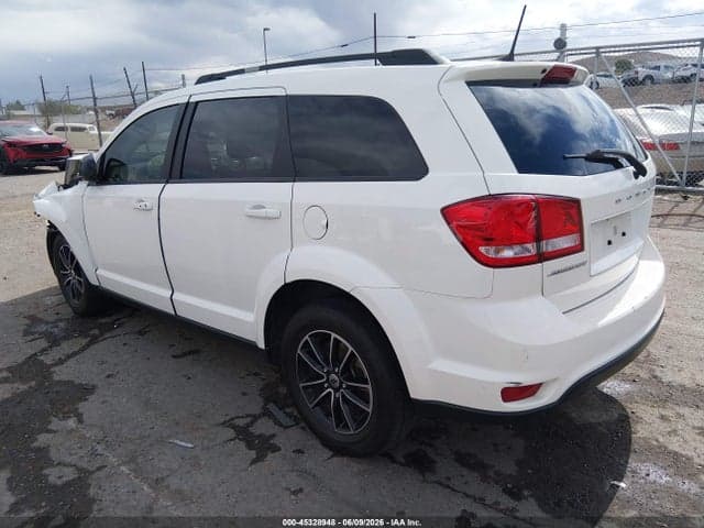 2019 DODGE JOURNEY SE 3