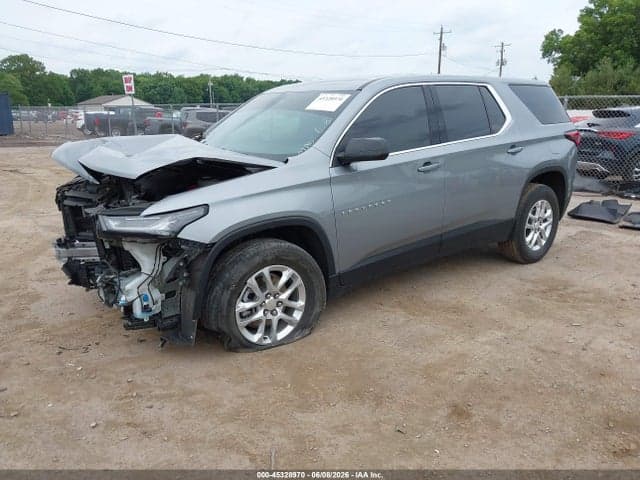 2023 CHEVROLET TRAVERSE AWD LS 2
