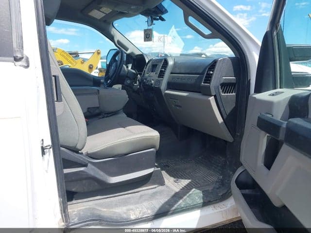 2021 FORD F-250 XL 5