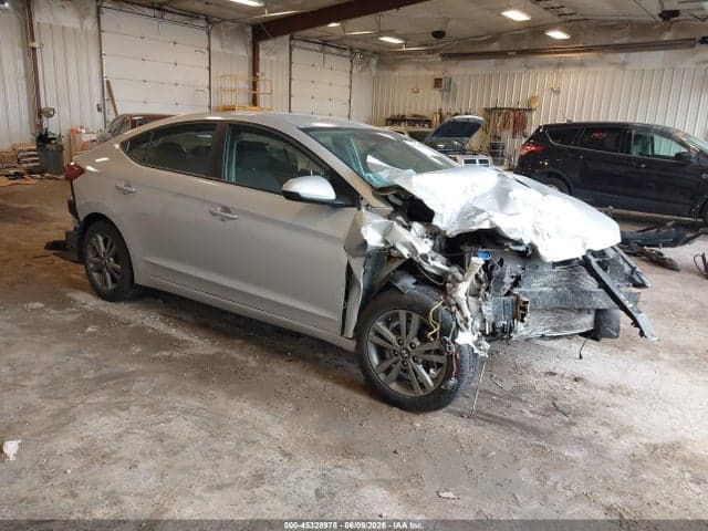 2018 HYUNDAI ELANTRA SE 1