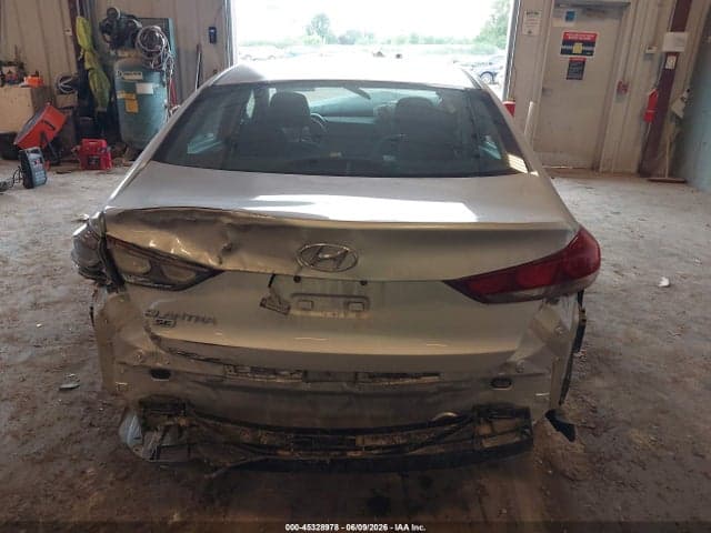 2018 HYUNDAI ELANTRA SE 16