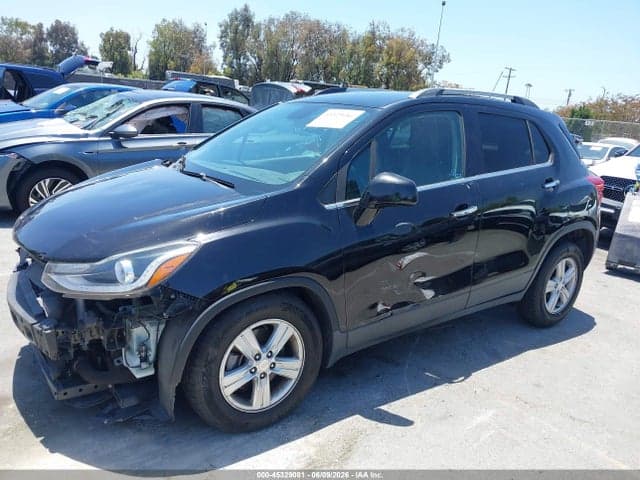 2019 CHEVROLET TRAX LT 2