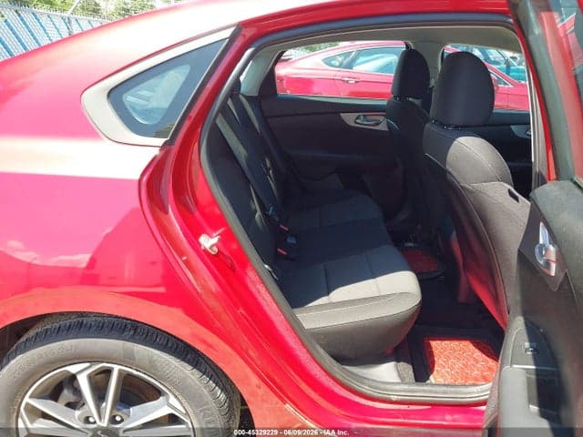 2022 KIA FORTE LXS 8