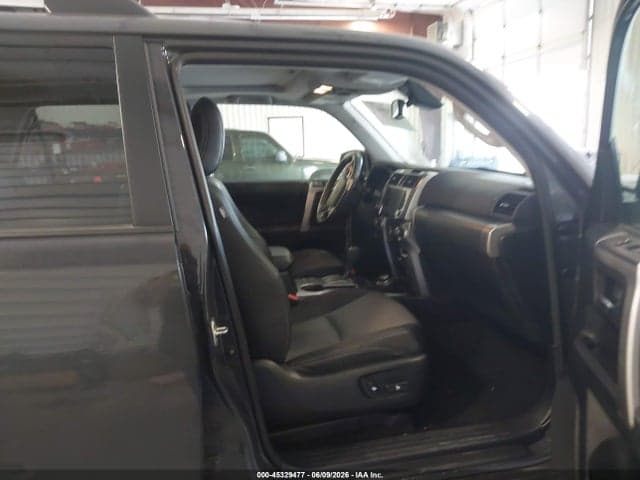 2024 TOYOTA 4RUNNER SR5 PREMIUM 5