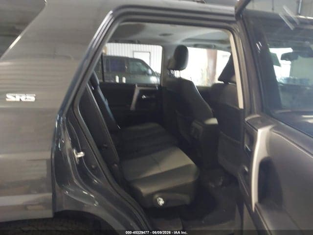 2024 TOYOTA 4RUNNER SR5 PREMIUM 8