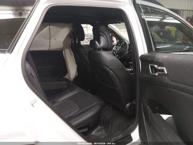 2024 KIA SPORTAGE X-LINE 8