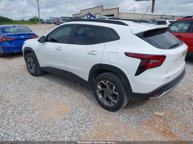 2025 CHEVROLET TRAX FWD LT 4
