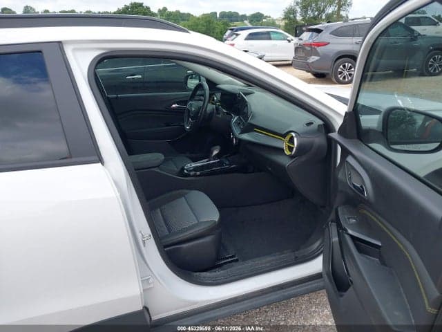 2025 CHEVROLET TRAX FWD LT 6