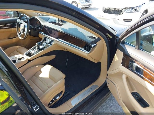 2017 PORSCHE PANAMERA 4 5