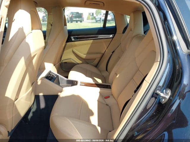2017 PORSCHE PANAMERA 4 8