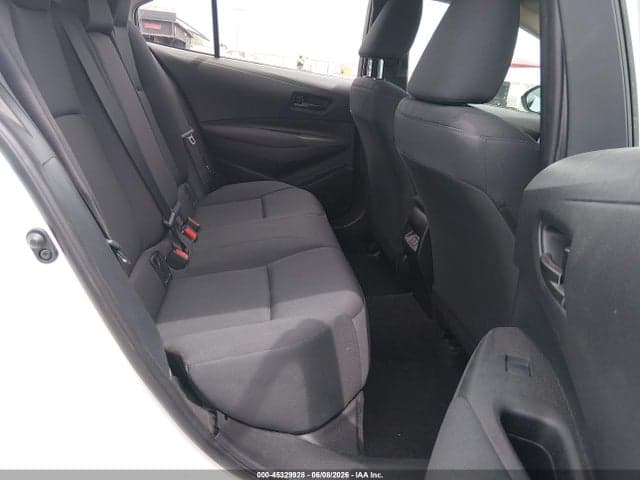 2024 TOYOTA COROLLA LE 8